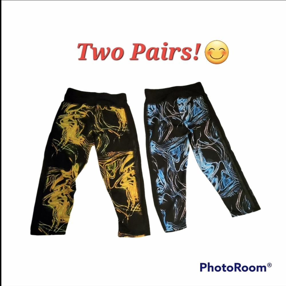 2 pairs Capri Leggings size S/M